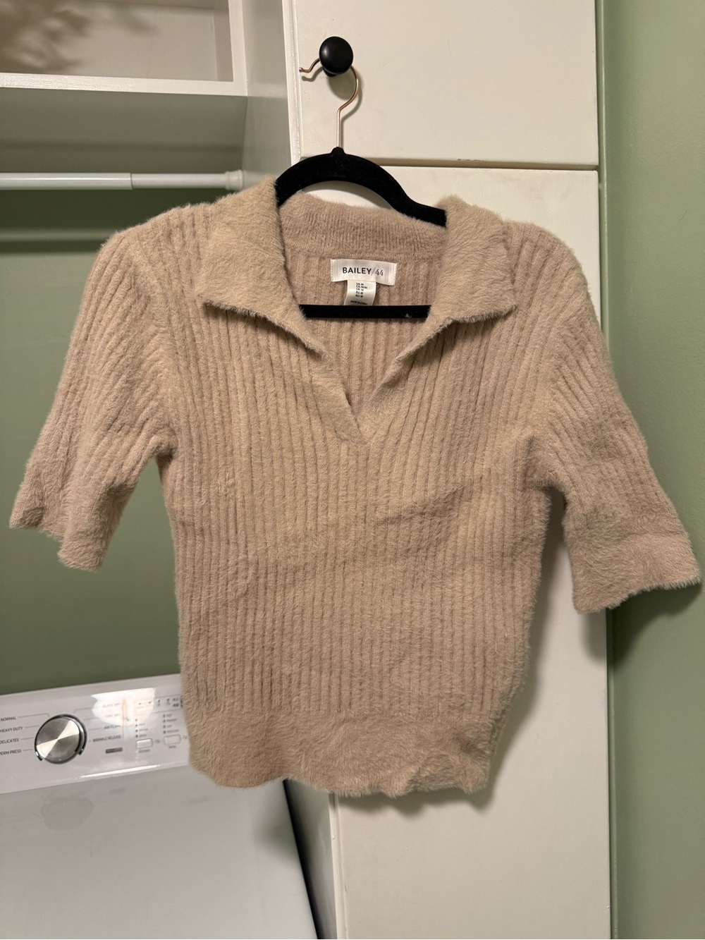 Bailey 44 Soft Cream Ribbed V-Neck Collared Short Sleeve Sweater